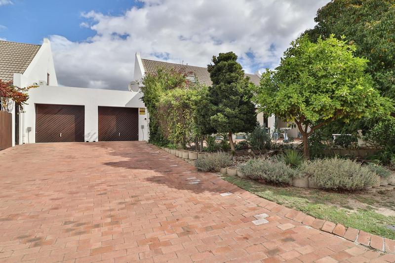 To Let 2 Bedroom Property for Rent in Durbanville Western Cape